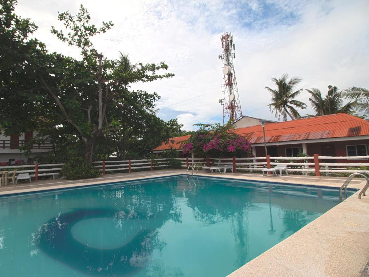 Oyo 853 Malapascua Beach And Dive Resort Εξωτερικό φωτογραφία